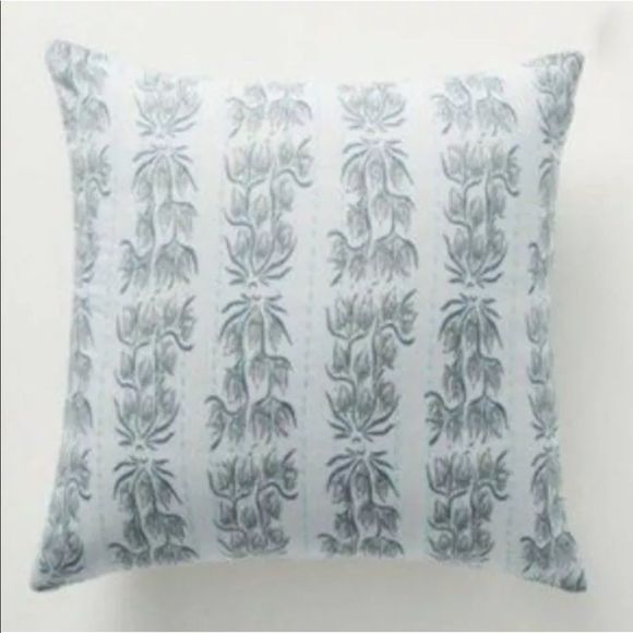 Anthropologie Throw Pillow Patchwork Blue Multi - Picture 4 of 4